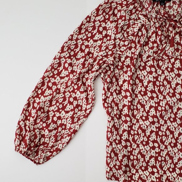 ZAC & RACHEL Front Tie Top - Picture 4 of 9